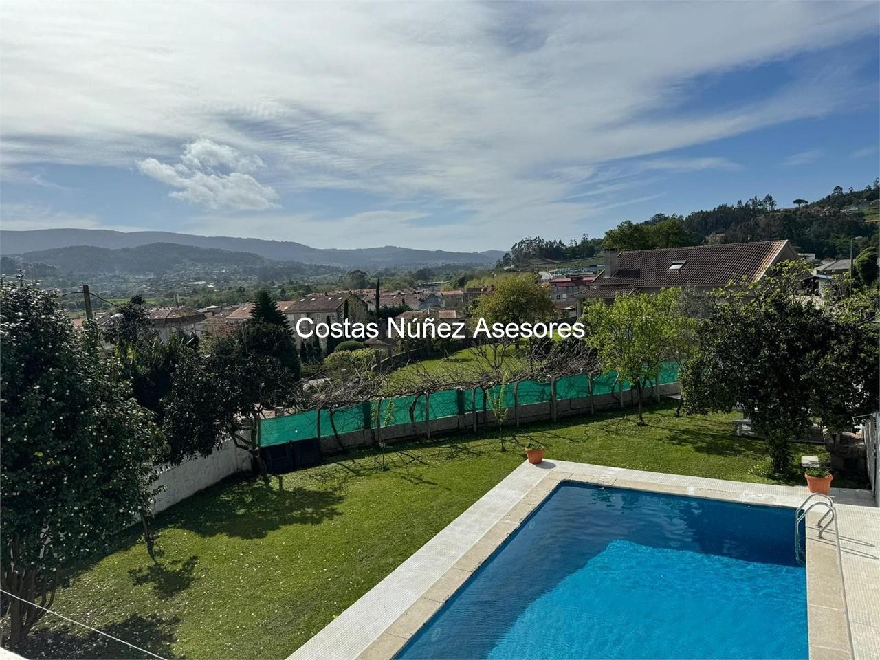 Foto 20 GONDOMAR. CÉNTRICO CHALÉ. CON PISCINA Y 900 METROS DE TERRENO. 