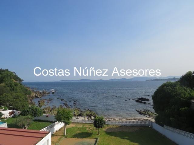 Foto 1 NIGRÁN. DOS CASAS EN UNA. PRIMERA LÍNEA DE PLAYA. FINCA SOLEADA. IDEAL PARA VACACIONES O RESIDENCIA.