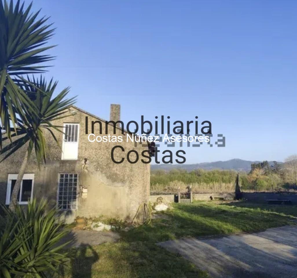 Foto 6 OFERTÓN EN PLAYA AMÉRICA. 2 CASAS EN UN SOLO TERRENO CON PROYECTO, CERCA DE TODO. 176.450 EUROS