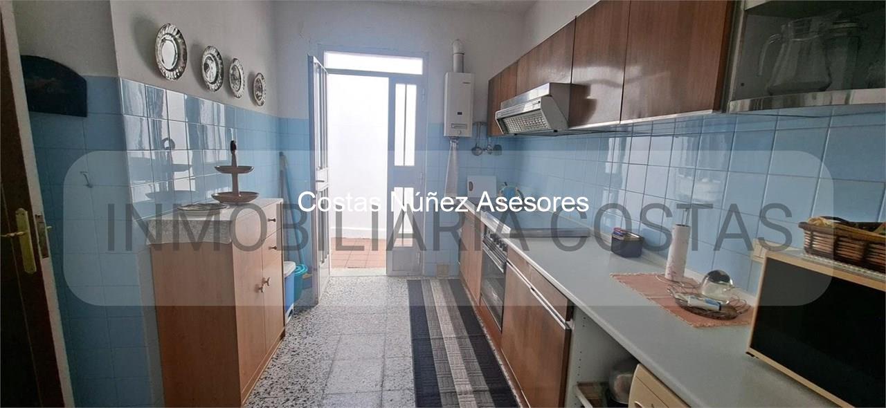 Foto 14 POBRA DO CARAMIÑAL.  CASA CON DOS VIVIENDAS. 215.000 EUROS. CERCA DE LA PLAYA