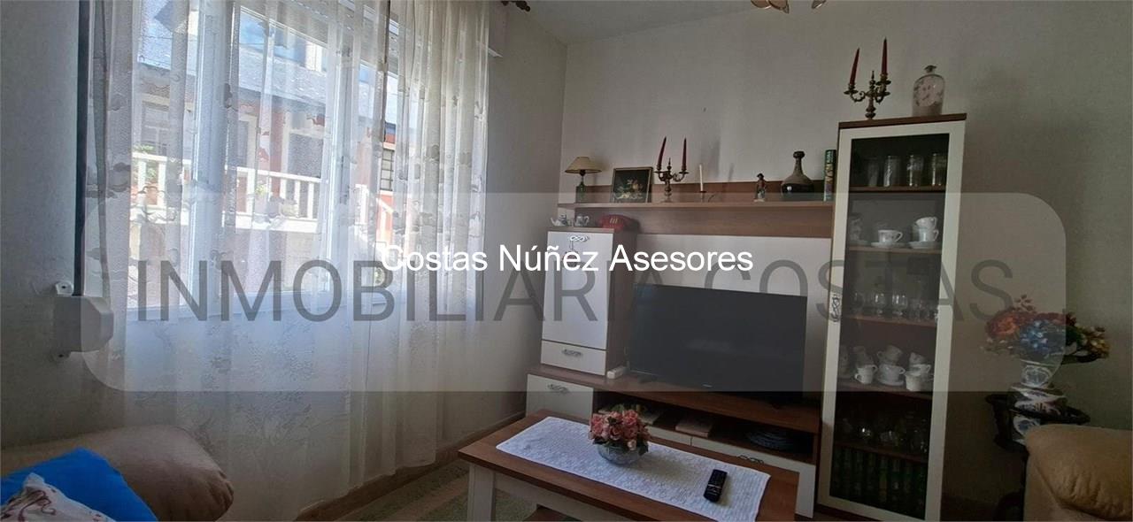 Foto 3 POBRA DO CARAMIÑAL.  CASA CON DOS VIVIENDAS. 215.000 EUROS. CERCA DE LA PLAYA
