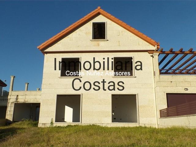 SABARÍS. CERQUÍSIMA DE LA PLAYA. CASA EN CONSTRUCCIÓN. LA PODRÍAS TENER LISTA ESTE VERANO.  - Baiona