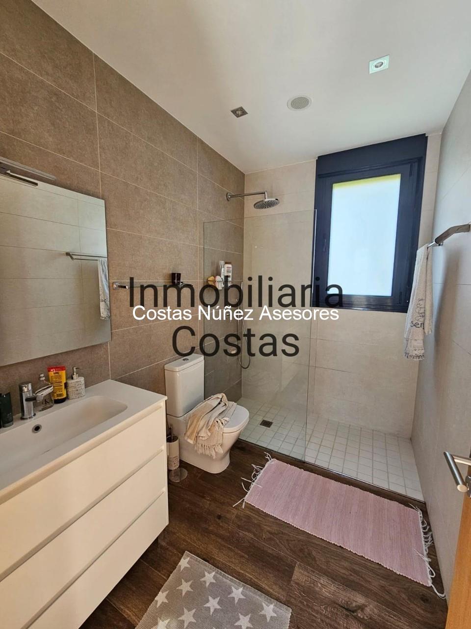 Foto 24 TOMIÑO CÉNTRICA, CON PISCINA, FINCA LLANA Y SOLEADA. MODERNA CASA EN UNA PLANTA