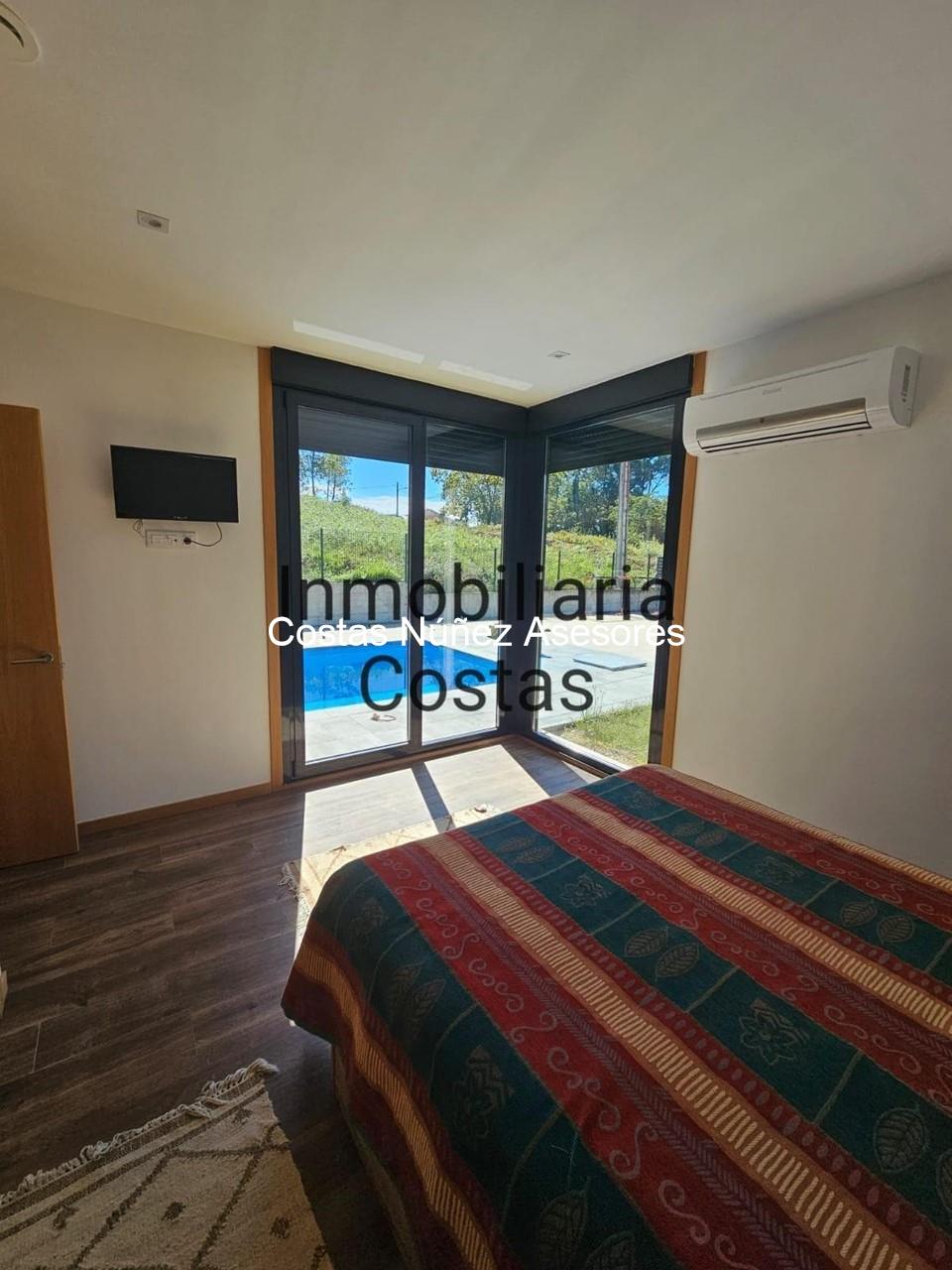 Foto 25 TOMIÑO CÉNTRICA, CON PISCINA, FINCA LLANA Y SOLEADA. MODERNA CASA EN UNA PLANTA