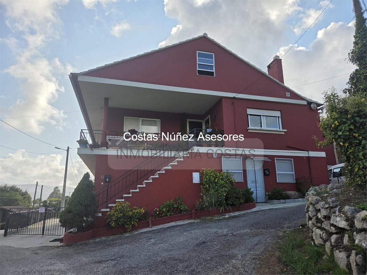 Foto 2 VILAZA. VARIAS CASAS EN UNA A PRECIO DE OPORTUNIDAD, ALQUILER TURÍSTICO O VARIAS FAMILIAS