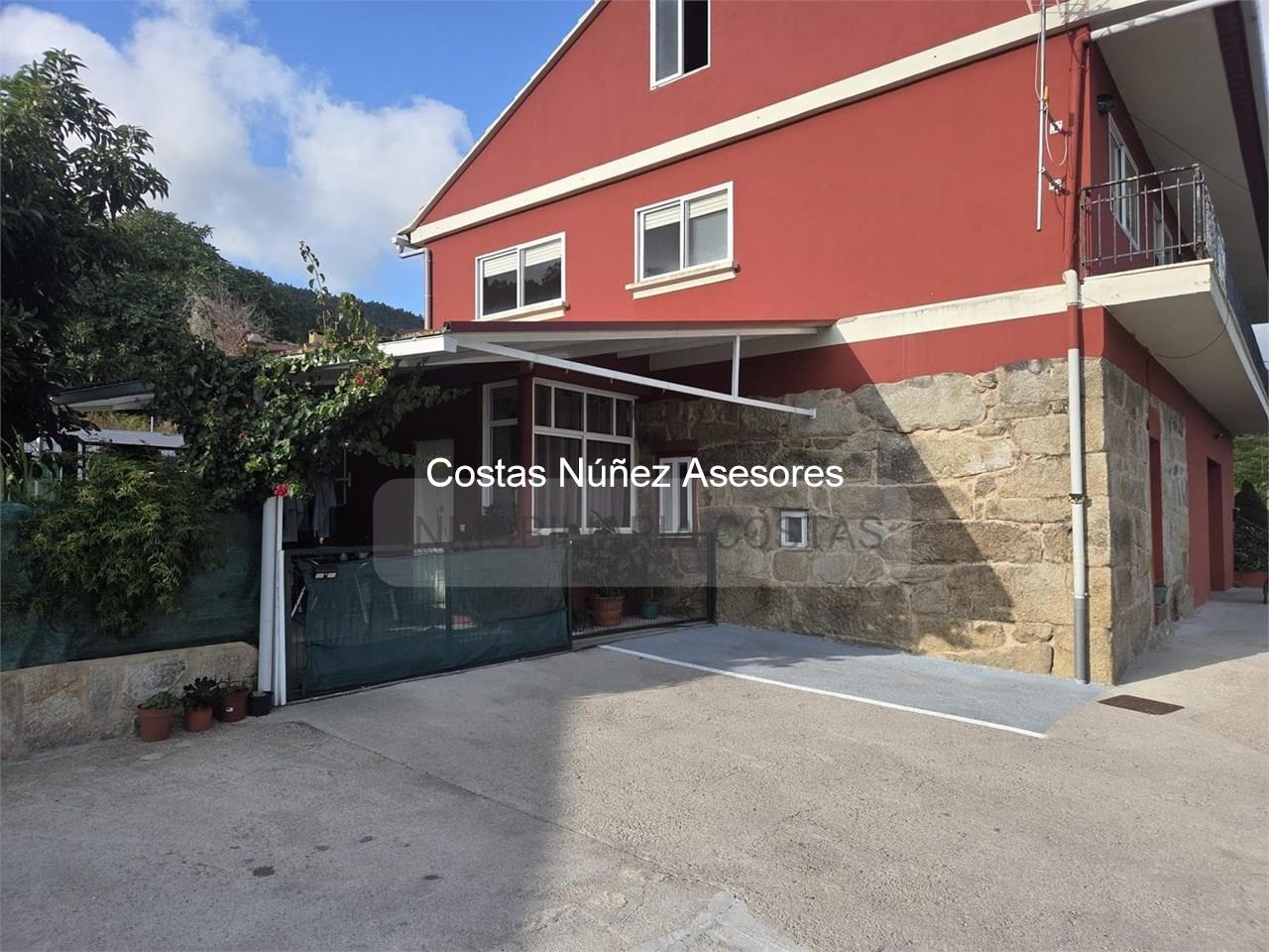 Foto 4 VILAZA. VARIAS CASAS EN UNA A PRECIO DE OPORTUNIDAD, ALQUILER TURÍSTICO O VARIAS FAMILIAS